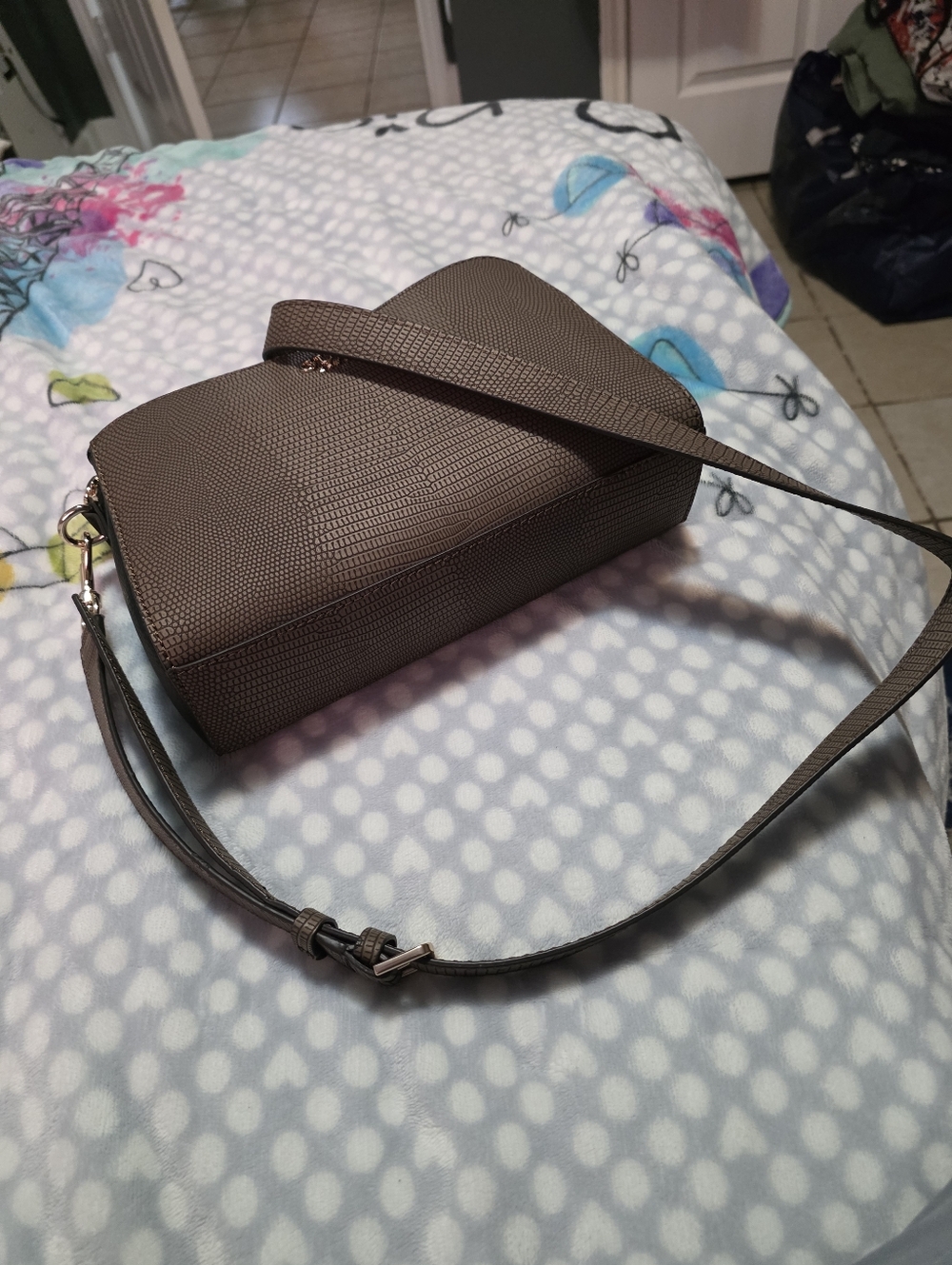 Guess Textured Taupe Crossbody Bag